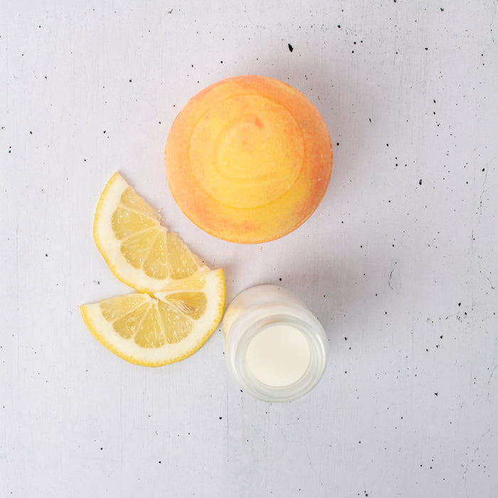 Sunrise Therapy Bomb (Vitamin-C Milk Bath Bomb)